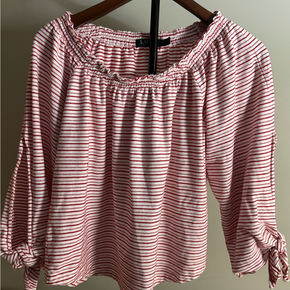Lauren Ralph  Lauren red/white striped knit top, tie sleeve smocked
